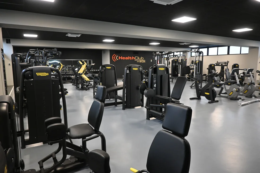 Macchine isotoniche Technogym IRON